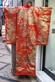 Třeba toto jarní kimono - jedním slovem nádhera ... 