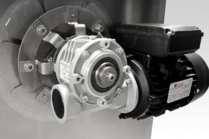 Detail motoru. Bubnový filtr s biokomorou pro koupací jezírka do 120m3, pro jezírka s KOI do 80m3