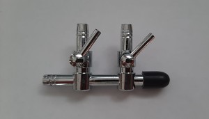 Kovový ventil na hadici 4 mm 2cestný  