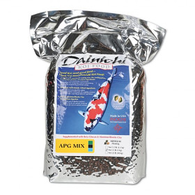 Krmení Yamato Nishiki pro brilantní vybarvení vašich KOI!